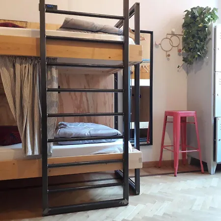 Hostel 5 Terre Backpackers